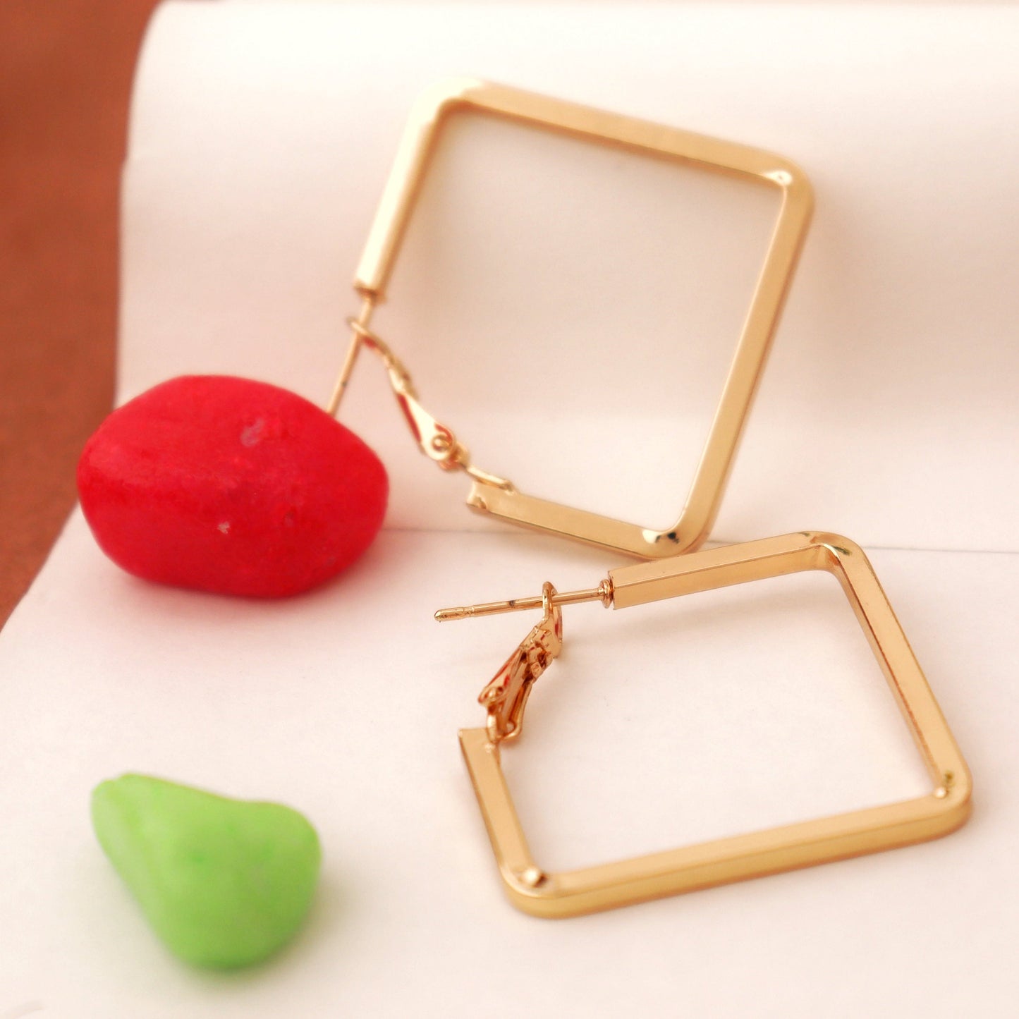 Golden Square Edge Hoops