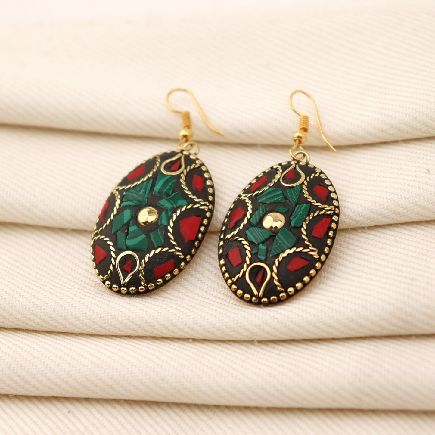 Scarlet Emerald Lac Earrings