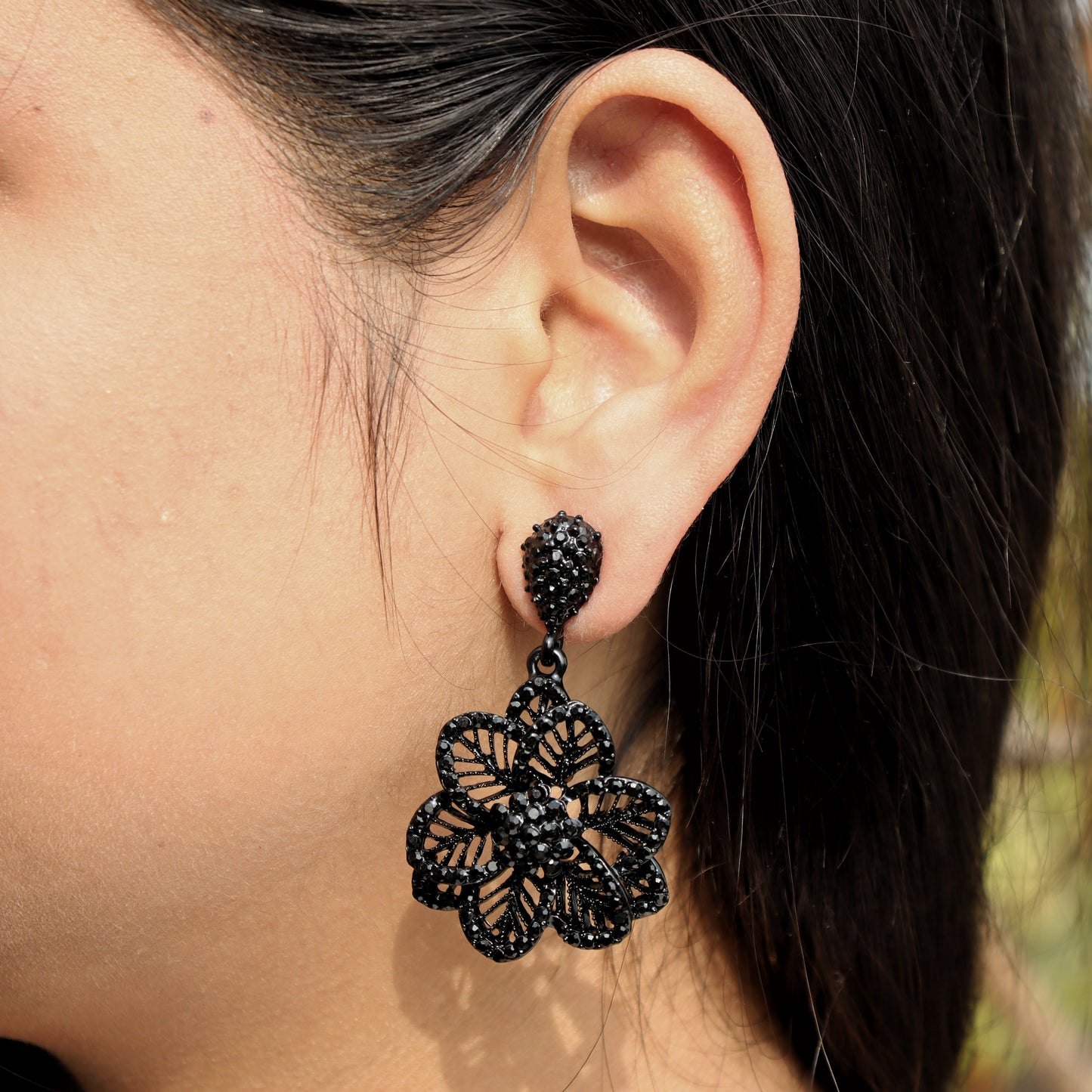 Black Stone Premium Jhumka